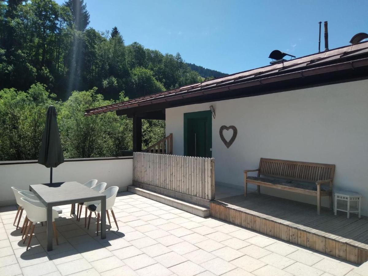 Apartment In Dienten With Mountain Views Dienten am Hochkönig Exterior photo